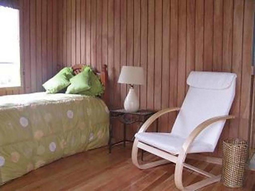 Hostal Y Cabanas Ainil Пунта-Аренас Экстерьер фото